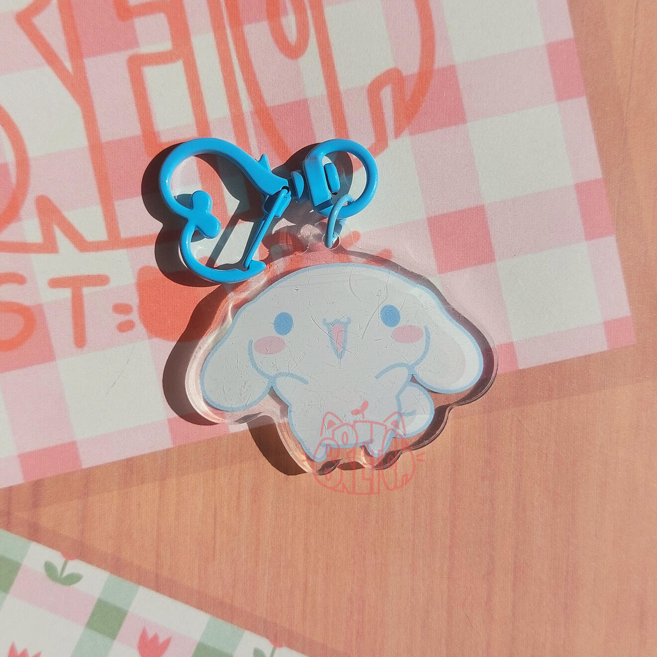 Cinnamonroll - Llavero - Mismo diseño en ambas caras - 6€