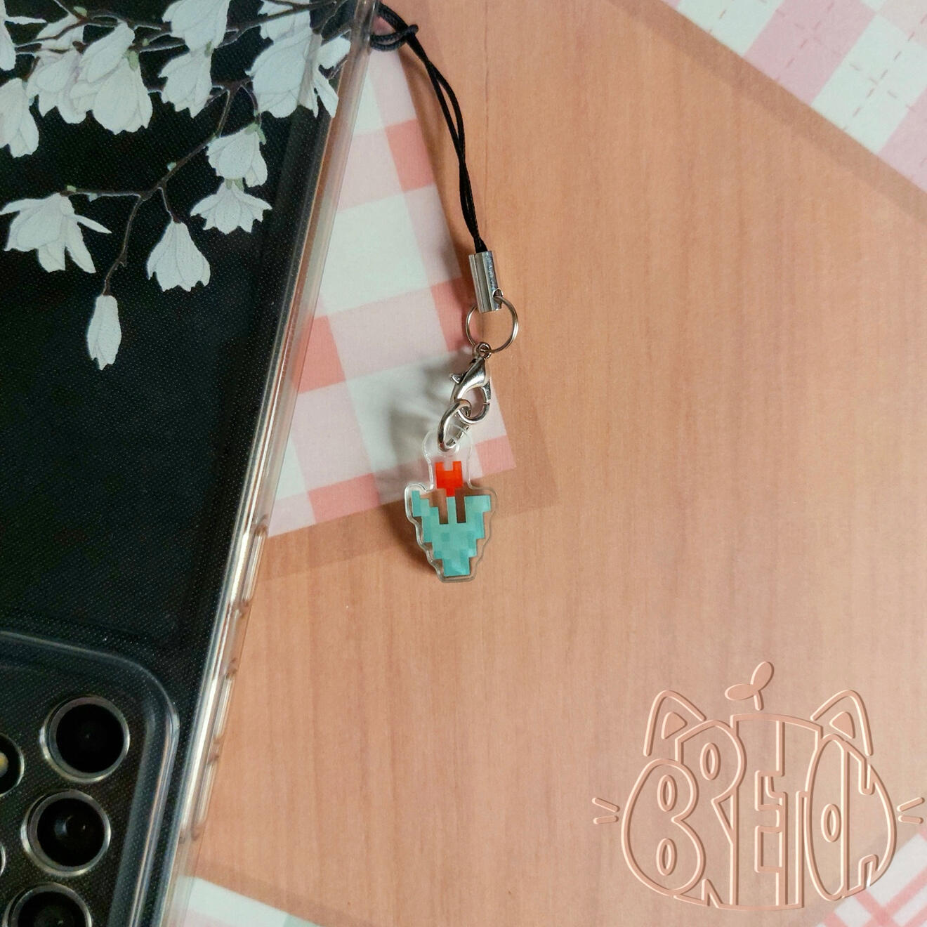 Tulipán Rojo de Minecraft - Phone Charm - 3€