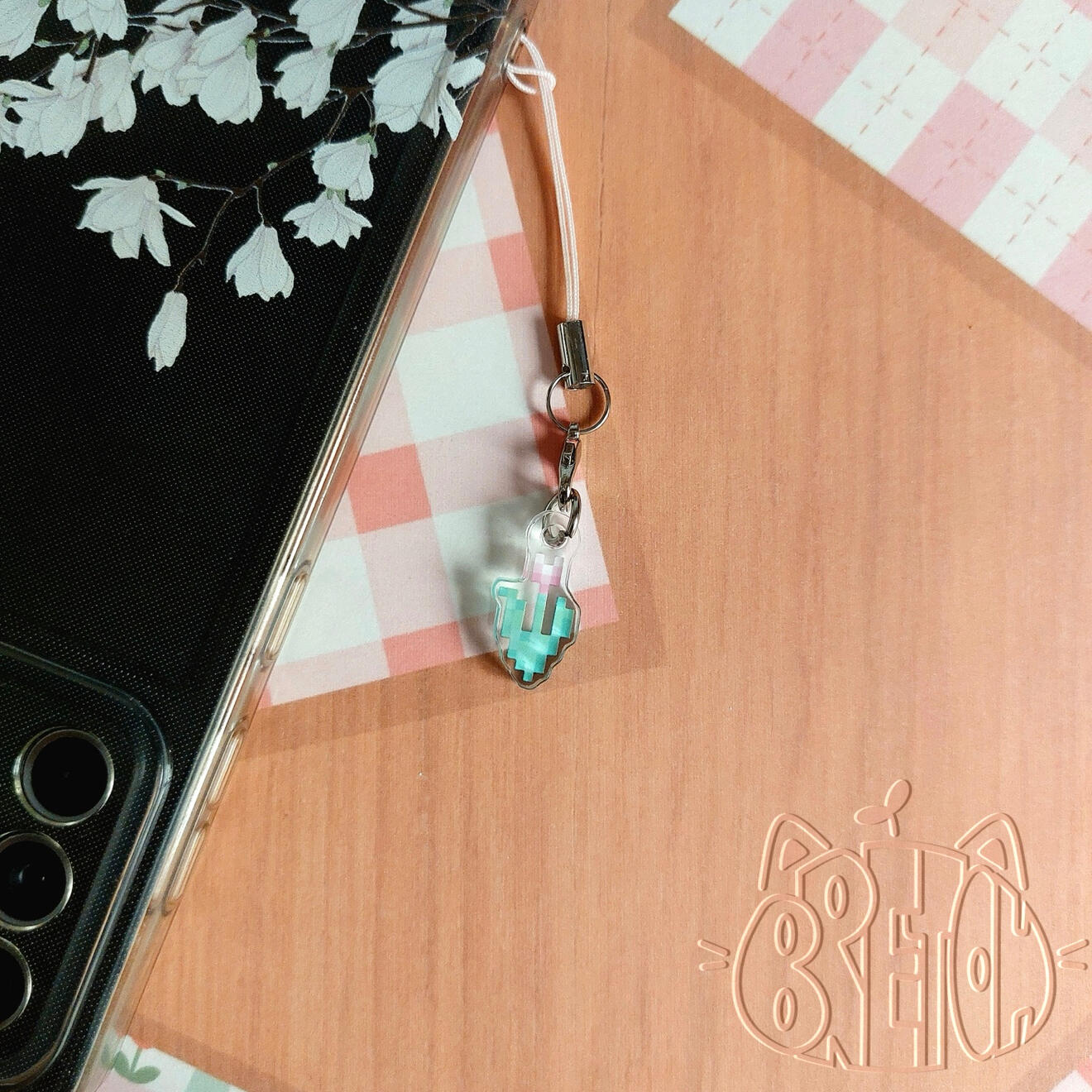 Tulipán Rosa de Minecraft - Phone Charm - 3€